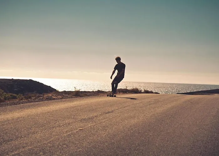 - Agua - Surf & Yoga 라 파레드